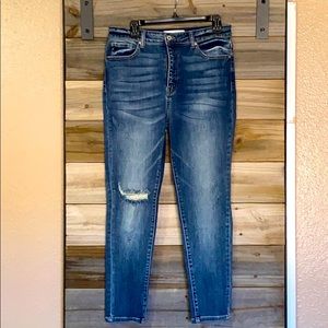 Brand New High Rise Kan Can Jeans